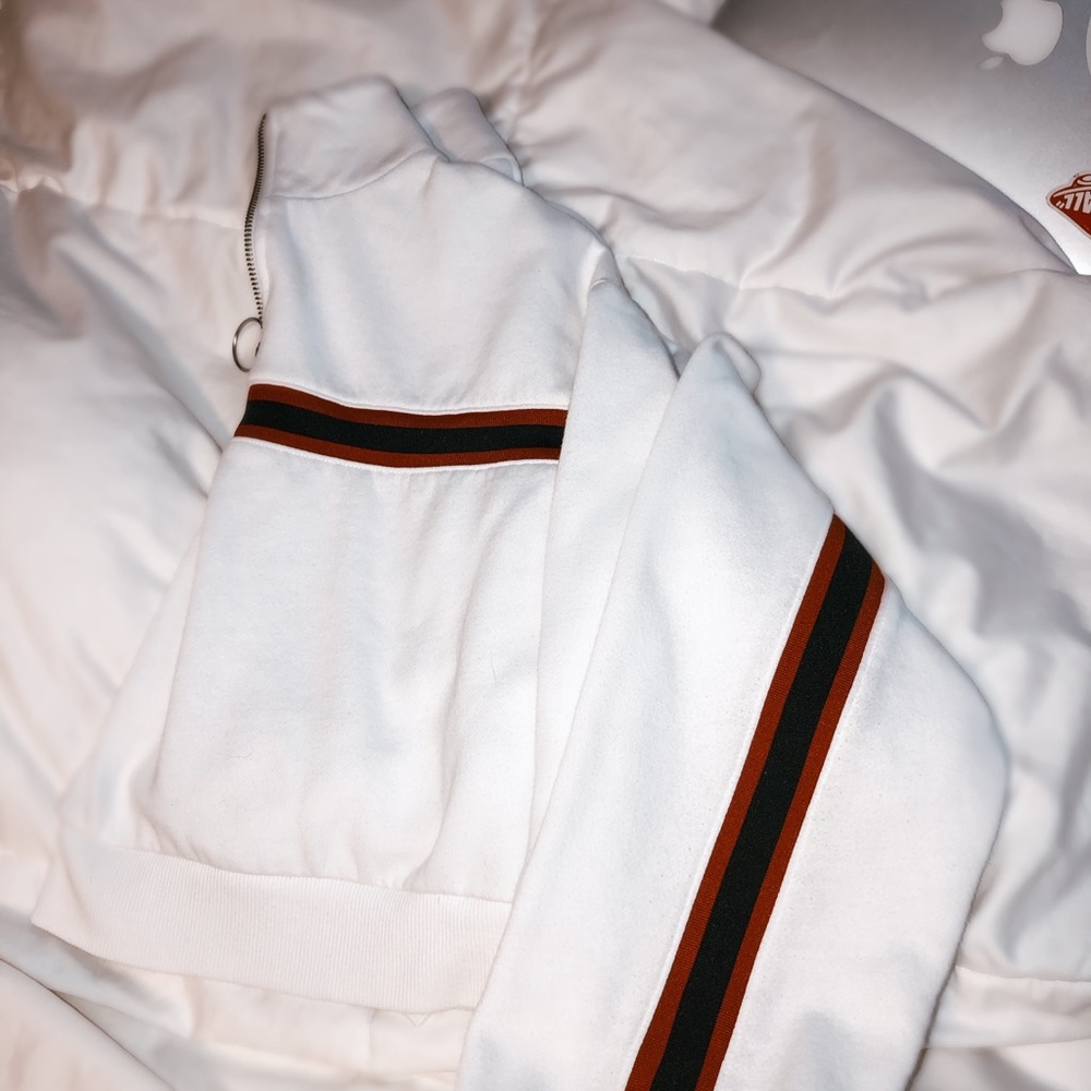 Divided cropped sweater